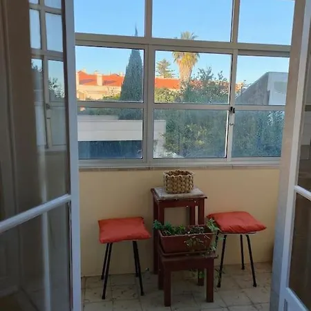 Apartamento Equipado E Mobilado Лиссабон